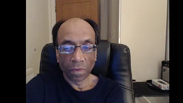 Snapshot of rauncher1 chatting on April 2026 10:15:01 PM rauncher1 online show from April 2026 10:15:01 PM