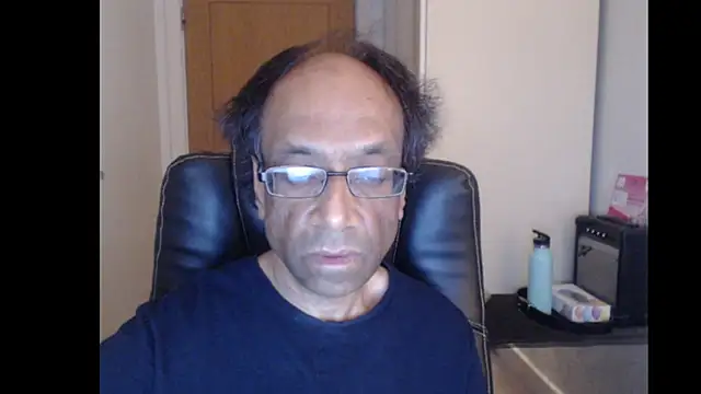 Snapshot of rauncher1 chatting on May 2026 08:22:02 AM rauncher1 online show from May 2026 08:22:02 AM
