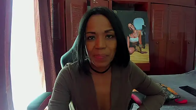 LUISSA  online show from January 2025 06:20:02 PM