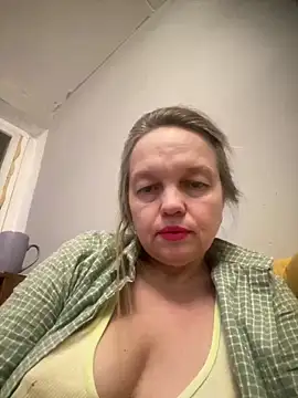 Susanel online show from January 2025 02:58:02 PM