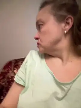 Susanel online show from March 2025 09:21:01 PM