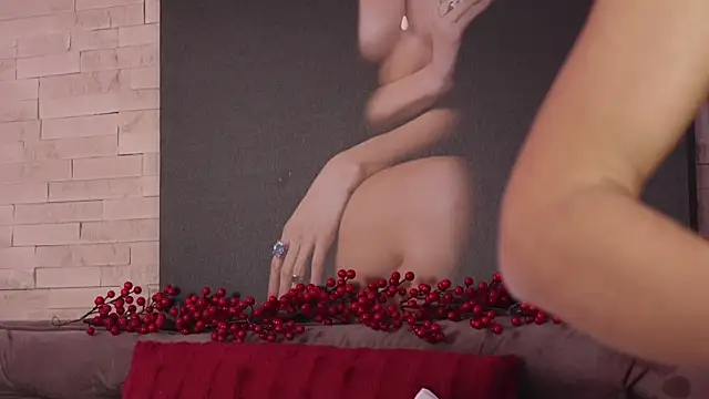 FeliciaKrige online show from December 2025 01:02:02 AM