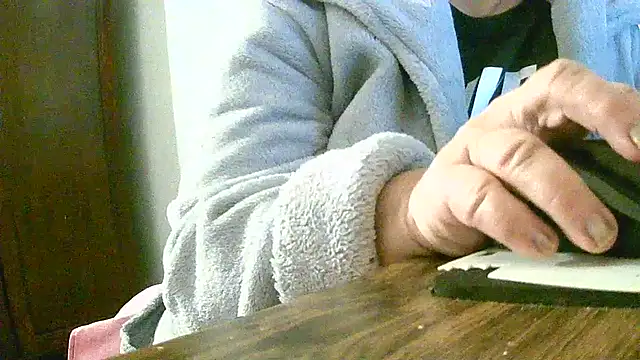 Snapshot of douceur63 chatting on November 2025 11:21:02 AM douceur63 online show from November 2025 11:21:02 AM