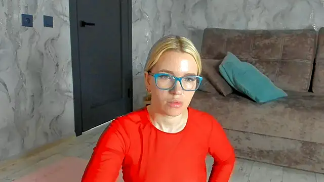 succubus online show from April 2026 06:25:01 AM