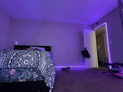 Snapshot of ChocolateTingz chatting on December 2024 05:56:02 AM ChocolateTingz online show from December 2024 05:56:02 AM