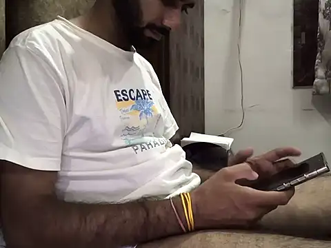 Snapshot of brownie_cake_cb chatting on June 2026 04:49:02 PM brownie cake cb online show from June 2026 04:49:02 PM