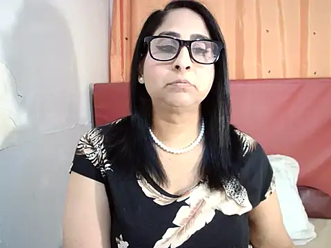 Indiankushy online show from February 2025 05:17:02 PM