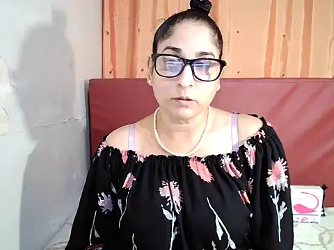 Snapshot of Indiankushy chatting on March 2026 04:44:02 PM Indiankushy online show from March 2026 04:44:02 PM