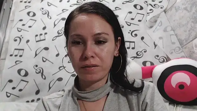 Snapshot of Venusluxodomme chatting on December 2024 03:26:01 AM Venusluxodomme online show from December 2024 03:26:01 AM