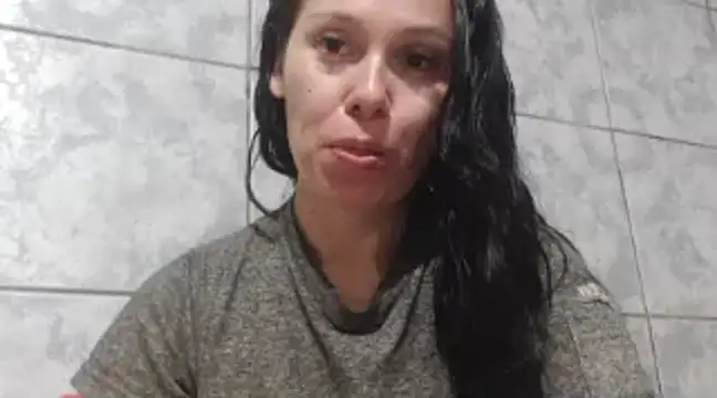 Snapshot of Venusluxodomme chatting on January 2025 12:46:01 AM Venusluxodomme online show from January 2025 12:46:01 AM