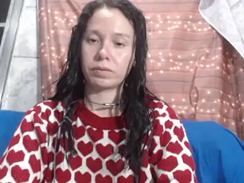 Snapshot of Venusluxodomme chatting on September 2025 05:35:02 AM Venusluxodomme online show from September 2025 05:35:02 AM