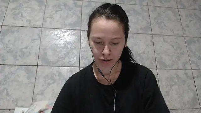 Snapshot of Venusluxodomme chatting on October 2025 07:28:01 AM Venusluxodomme online show from October 2025 07:28:01 AM