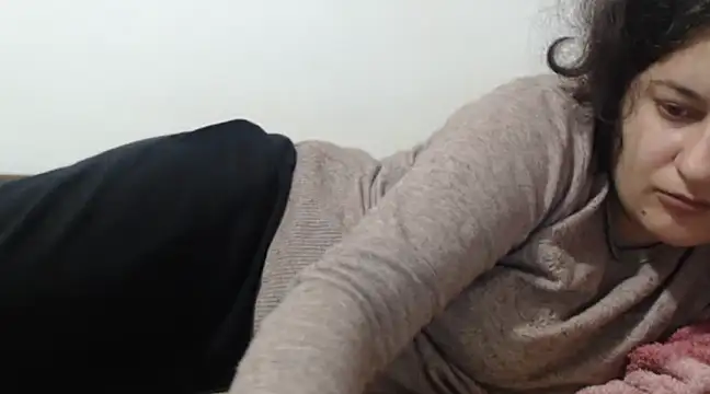 Snapshot of flowerlauren chatting on February 2025 07:27:01 AM flowerlauren online show from February 2025 07:27:01 AM