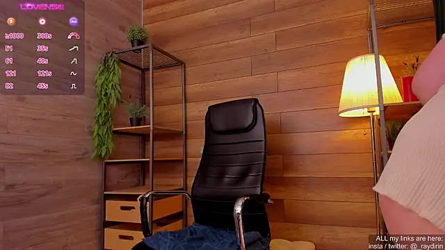 Raydirin online show from February 2025 06:58:01 PM