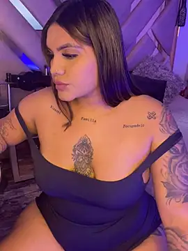 Victoria14  online show from February 2025 10:40:02 PM