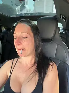 Viola Beck online show from February 2025 12:44:01 PM