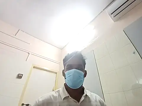 Snapshot of luckyloki chatting on February 2025 06:04:01 AM luckyloki online show from February 2025 06:04:01 AM