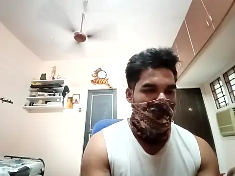 Snapshot of luckyloki chatting on March 2025 05:47:01 AM luckyloki online show from March 2025 05:47:01 AM