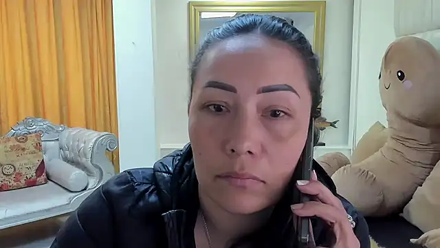 Snapshot of gaby_trent chatting on December 2024 03:20:02 PM gaby trent online show from December 2024 03:20:02 PM