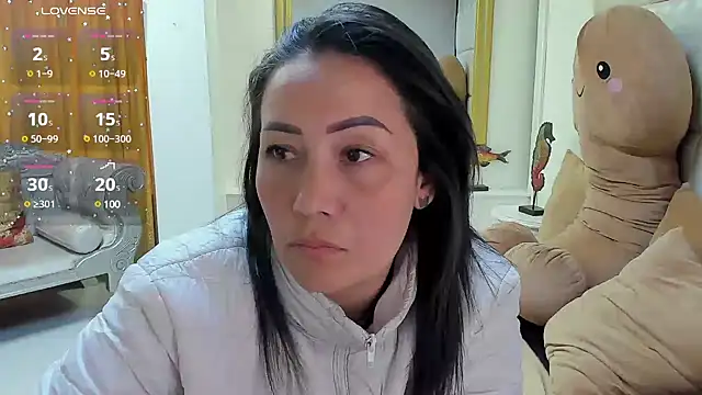 Snapshot of gaby_trent chatting on January 2025 01:59:02 PM gaby trent online show from January 2025 01:59:02 PM