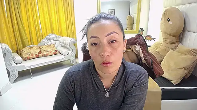 Snapshot of gaby_trent chatting on February 2025 05:26:02 PM gaby trent online show from February 2025 05:26:02 PM