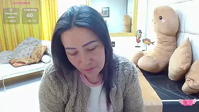 Snapshot of gaby_trent chatting on February 2025 03:17:02 PM gaby trent online show from February 2025 03:17:02 PM