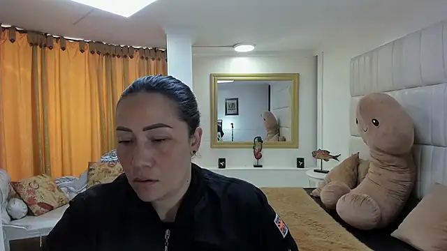 Snapshot of gaby_trent chatting on September 2025 02:39:02 PM gaby trent online show from September 2025 02:39:02 PM