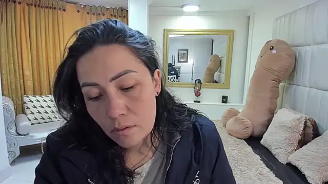 gaby trent online show from November 2025 02:51:01 PM