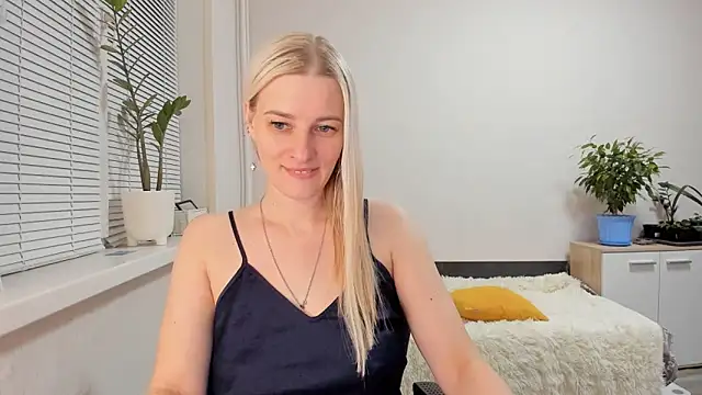 Snapshot of HILT_ON chatting on March 2025 12:55:02 PM HILT ON online show from March 2025 12:55:02 PM