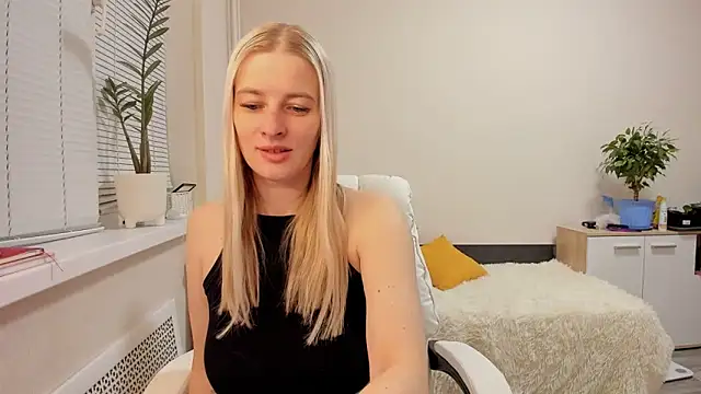 Snapshot of HILT_ON chatting on March 2025 01:40:02 PM HILT ON online show from March 2025 01:40:02 PM