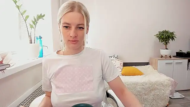 Snapshot of HILT_ON chatting on March 2025 10:17:02 AM HILT ON online show from March 2025 10:17:02 AM