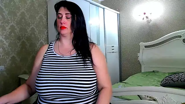 Evelyn Shy online show from March 2025 10:05:02 AM