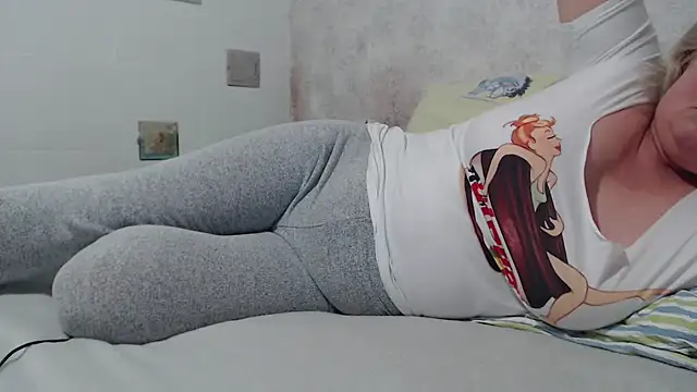 Miss Night21 online show from November 2025 06:05:02 AM