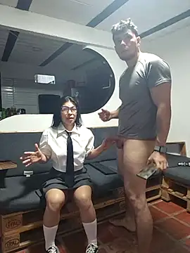 venusandzeusxh online show from July 2026 11:09:02 PM