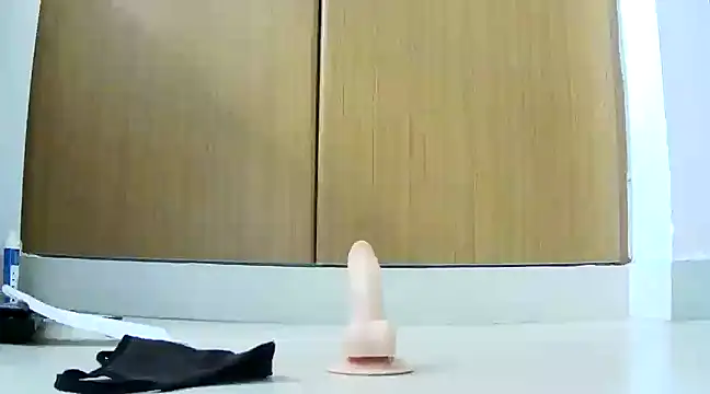 Snapshot of roadies chatting on February 2025 11:21:02 PM roadies online show from February 2025 11:21:02 PM