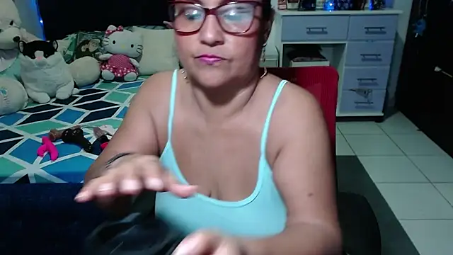 pervert mommy  online show from December 2025 10:10:02 AM