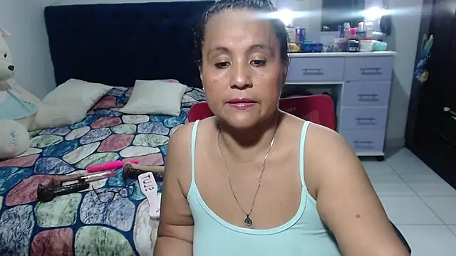 Snapshot of pervert_mommy_ chatting on May 2026 09:50:02 AM pervert mommy online show from May 2026 09:50:02 AM