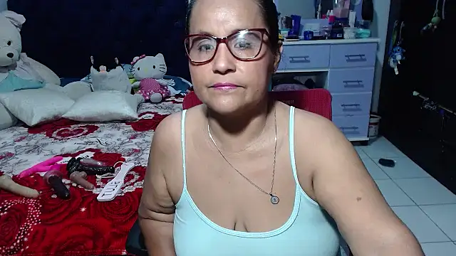 Snapshot of pervert_mommy_ chatting on May 2026 09:59:02 AM pervert mommy online show from May 2026 09:59:02 AM