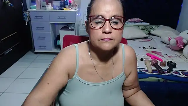 Snapshot of pervert_mommy_ chatting on June 2026 09:51:01 AM pervert mommy online show from June 2026 09:51:01 AM