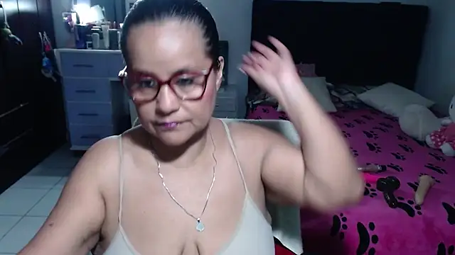Snapshot of pervert_mommy_ chatting on July 2026 09:57:02 AM pervert mommy online show from July 2026 09:57:02 AM