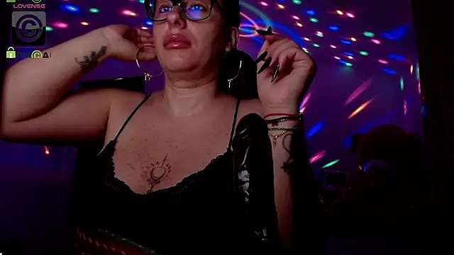 SonyaDevon online show from May 2026 03:01:02 AM