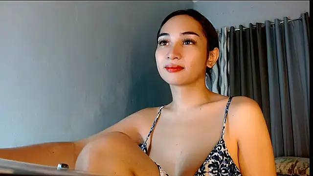 SweetLilly 18 online show from July 2026 04:04:01 AM