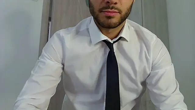 Snapshot of Justynn1 chatting on March 2025 06:25:02 AM Justynn1 online show from March 2025 06:25:02 AM