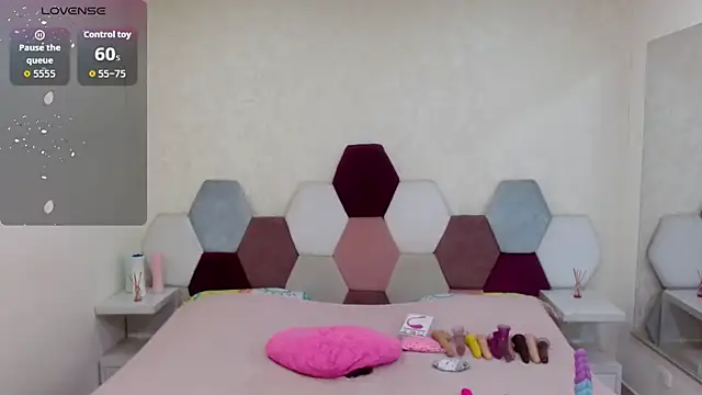 angel blue online show from October 2025 04:52:02 PM