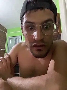 Snapshot of Yaoyepe chatting on December 2025 12:31:02 AM Yaoyepe online show from December 2025 12:31:02 AM