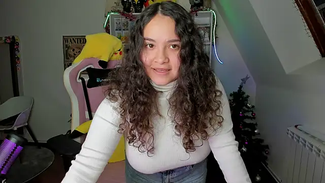 Snapshot of Sweet_sully__ chatting on December 2024 06:34:01 PM Sweet sully   online show from December 2024 06:34:01 PM