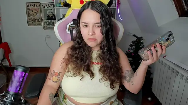 Snapshot of Sweet_sully__ chatting on January 2025 05:42:02 PM Sweet sully   online show from January 2025 05:42:02 PM