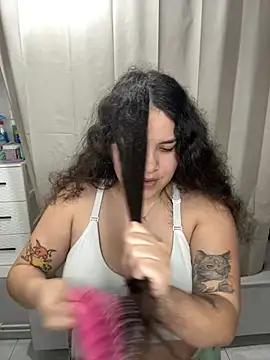 Snapshot of Sweet_sully__ chatting on February 2025 09:45:02 AM Sweet sully   online show from February 2025 09:45:02 AM