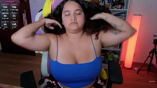 Snapshot of Sweet_sully__ chatting on September 2025 05:40:01 PM Sweet sully   online show from September 2025 05:40:01 PM