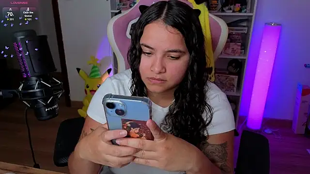 Snapshot of Sweet_sully__ chatting on October 2025 09:07:02 AM Sweet sully   online show from October 2025 09:07:02 AM